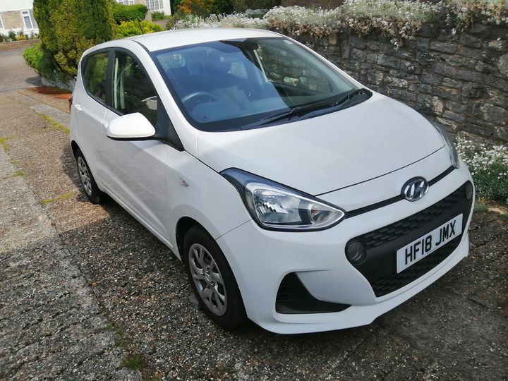 Hyundai i10, 1000 cc