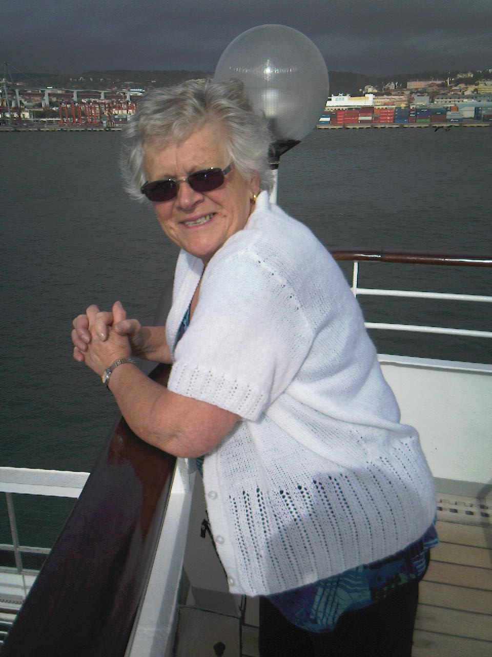Margaret arriving in Lisbon