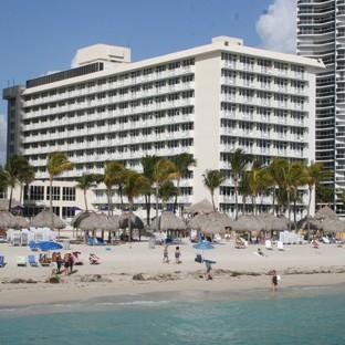 29) The Thunderbird hotel, Sunny Isles, Florida